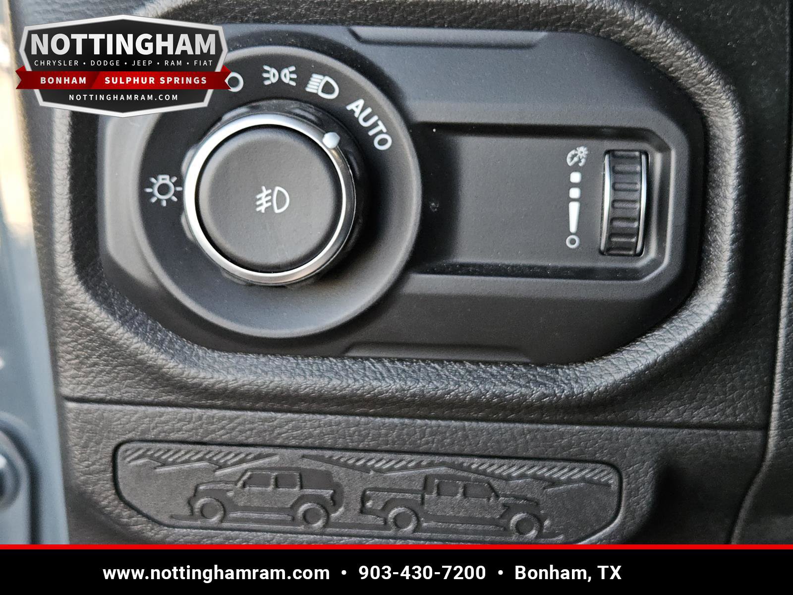 Used 2024 Jeep Wrangler Unlimited Sport AWD/4WD image 18