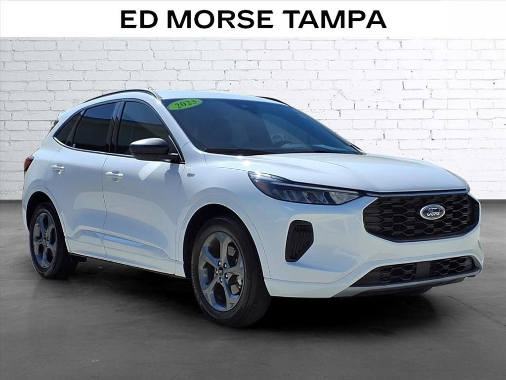 Used 2023 Ford Escape ST-Line FWD image 5