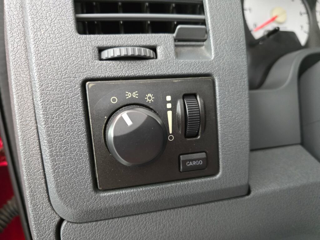 Used 2006 Dodge Ram 1500 Truck ST w/ V6 Value Group image 21