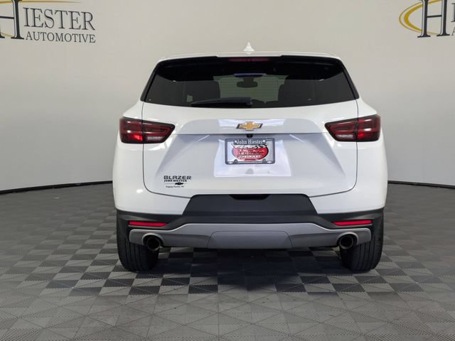 Certified 2025 Chevrolet Blazer LT FWD image 3