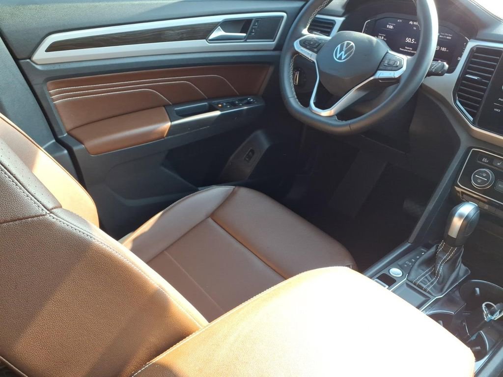 Used 2023 Volkswagen Atlas SE image 9