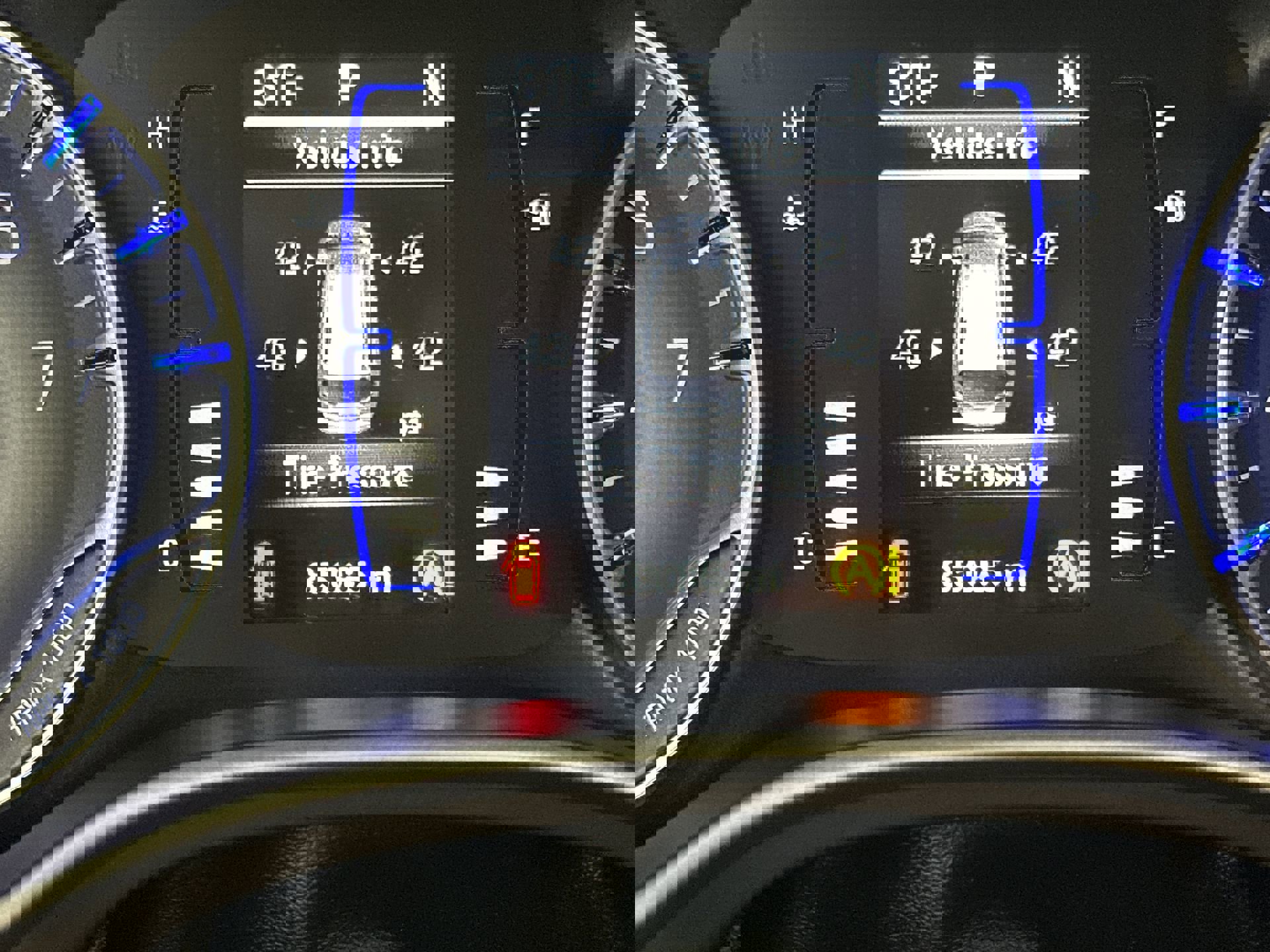 Used 2018 Chrysler Pacifica LX w/ Tire & Wheel Group image 19