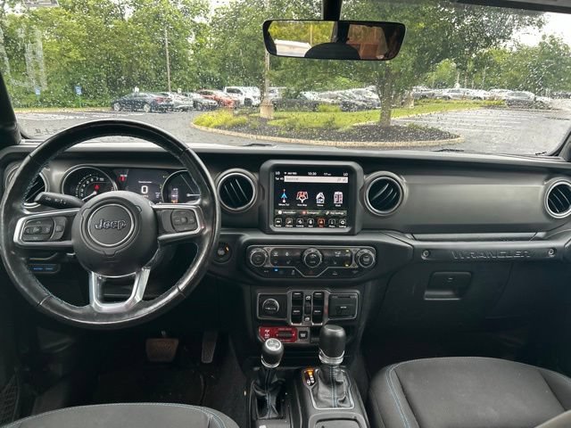 Used 2023 Jeep Wrangler Unlimited Rubicon 4xe w/ Cold Weather Group AWD/4WD image 13