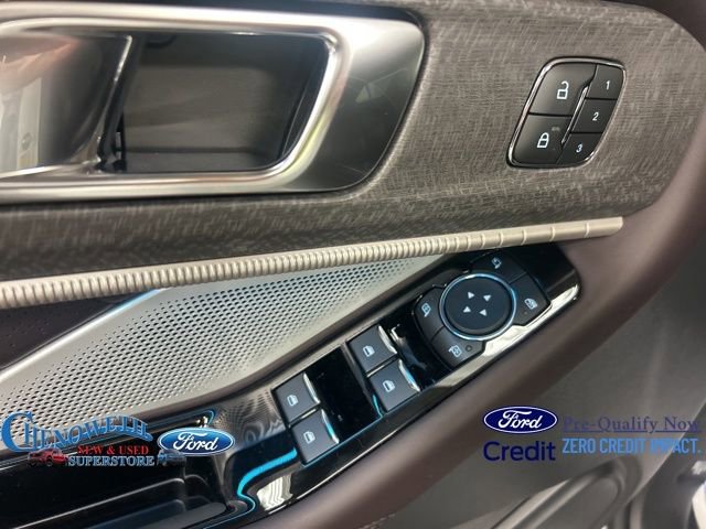 New 2025 Ford Explorer Platinum w/ Ultimate Package image 11