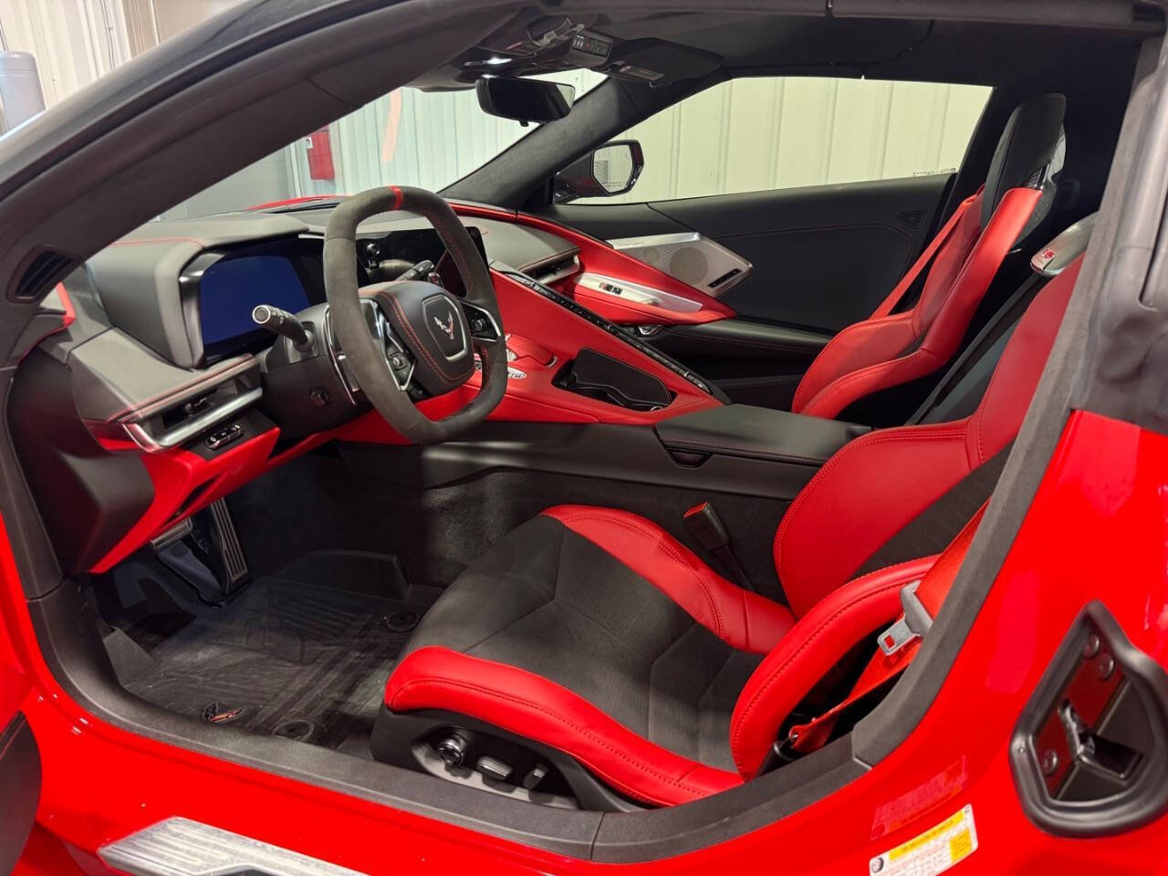 Used 2024 Chevrolet Corvette Stingray Premium Conv w/ Z51 Performance Package image 23