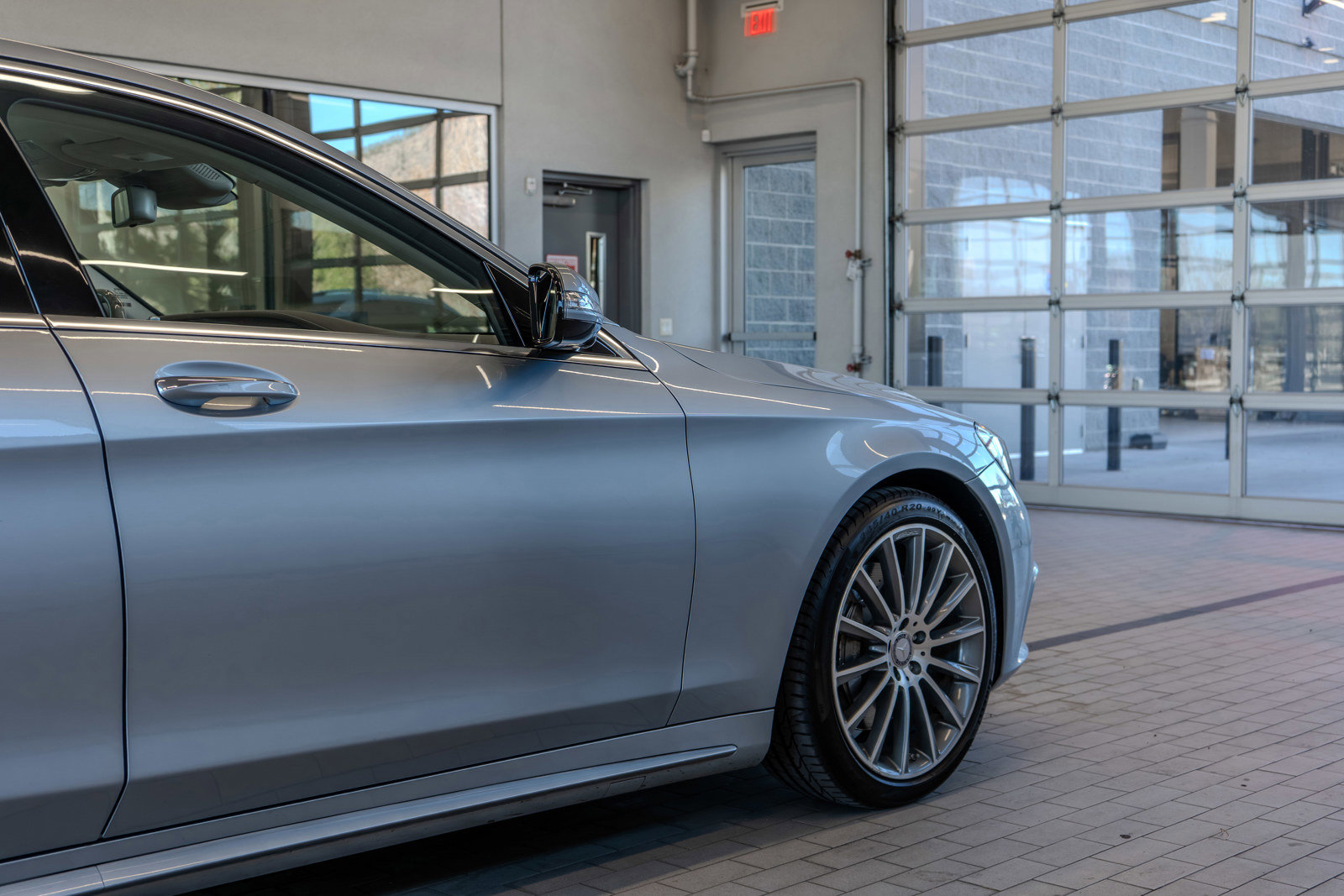 Used 2015 Mercedes-Benz S 550 Sedan image 29