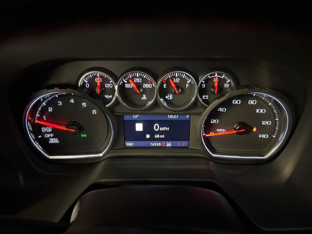 Used 2021 Chevrolet Tahoe RST w/ Luxury Package AWD/4WD image 16