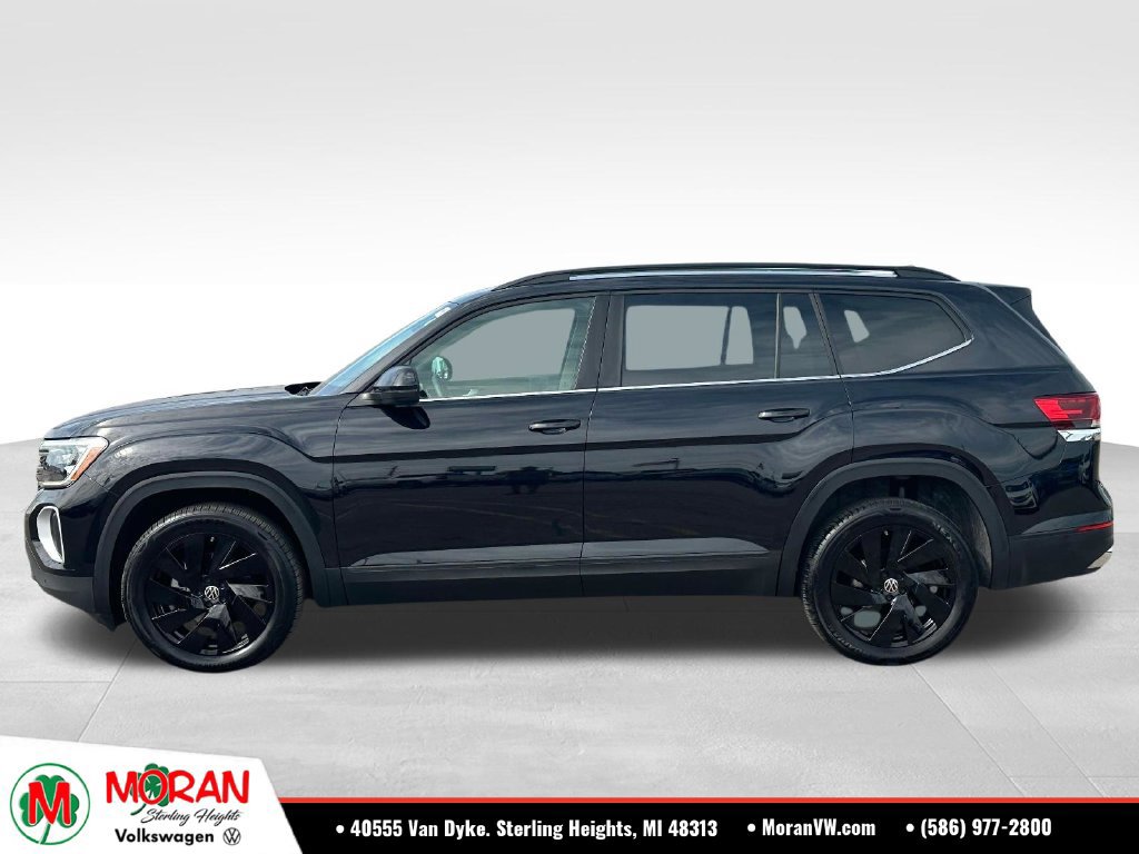 Certified 2024 Volkswagen Atlas SE w/ Black Wheel Package AWD/4WD image 2