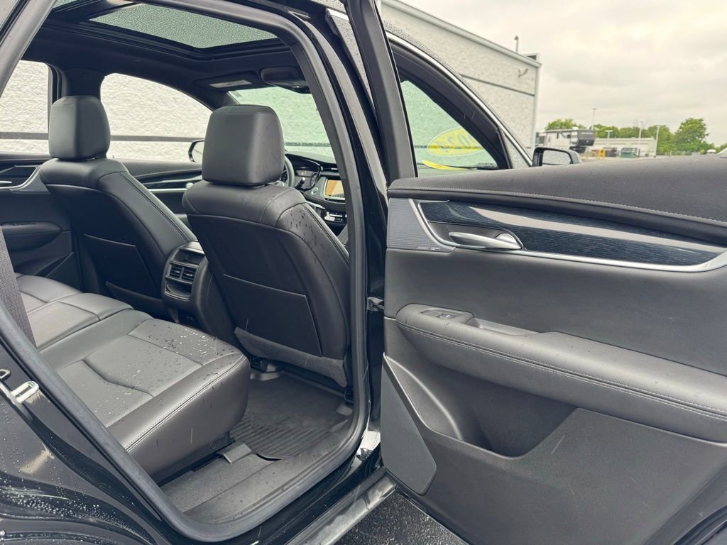 Used 2024 Cadillac XT5 Premium Luxury w/ LPO, Floor Liner Package AWD/4WD image 37