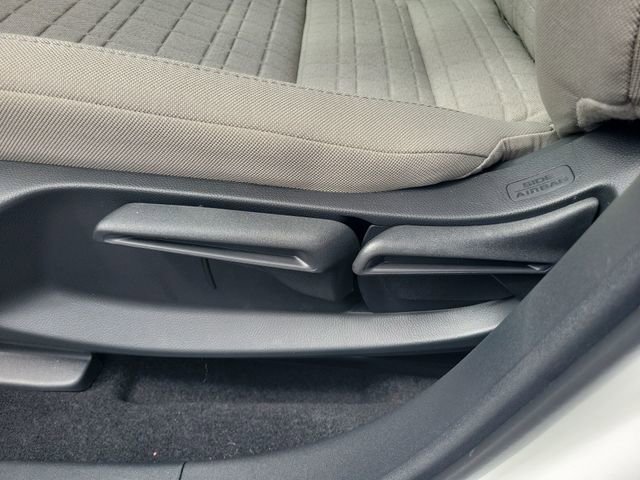 New 2026 Honda HR-V LX image 38