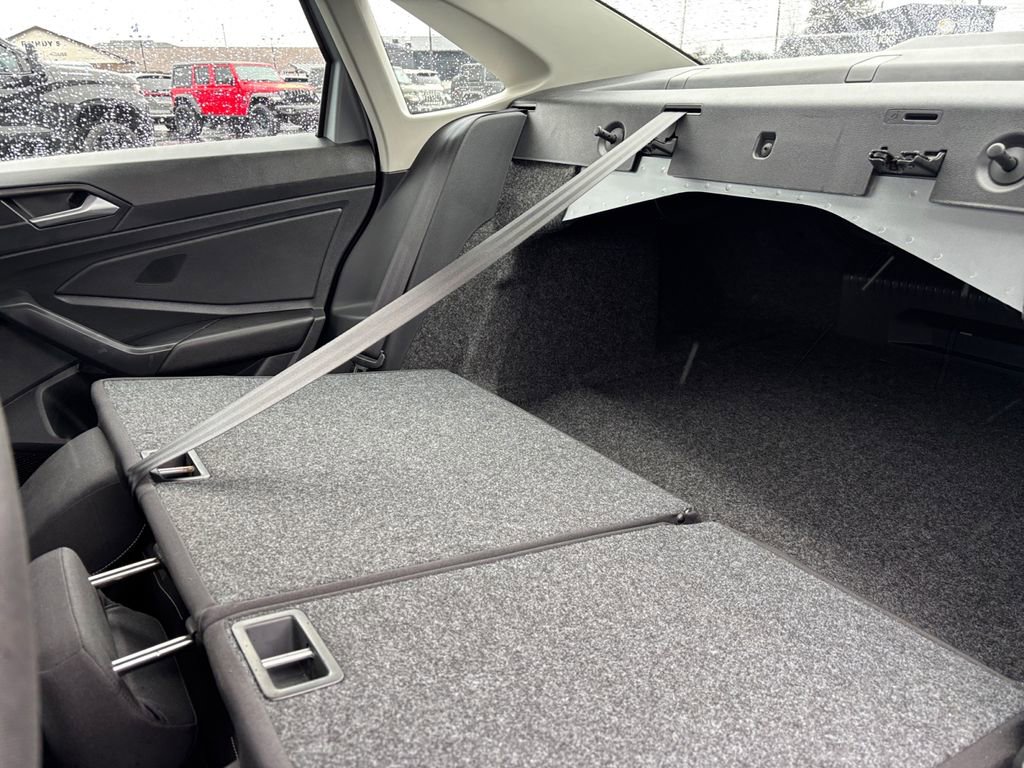 Used 2025 Volkswagen Jetta S image 35