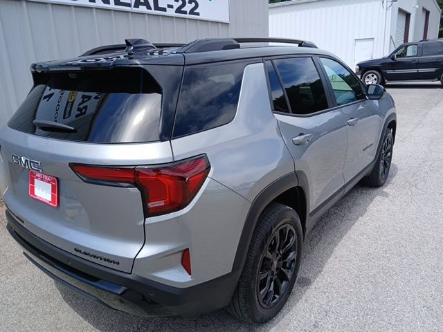 Used 2026 GMC Terrain Elevation w/ Elevation Premium Package AWD/4WD image 3