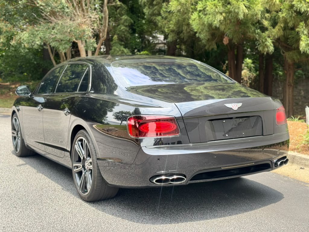 Used 2017 Bentley Flying Spur S V8 AWD/4WD image 19