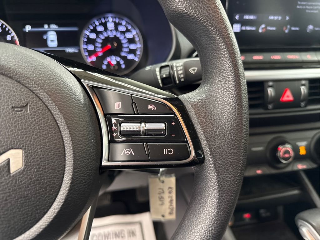 Used 2022 Kia Forte LXS image 28