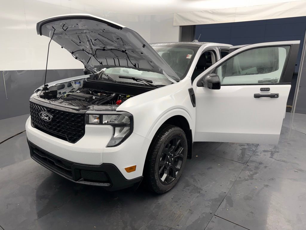 New 2025 Ford Maverick XLT w/ XLT Luxury Package image 16