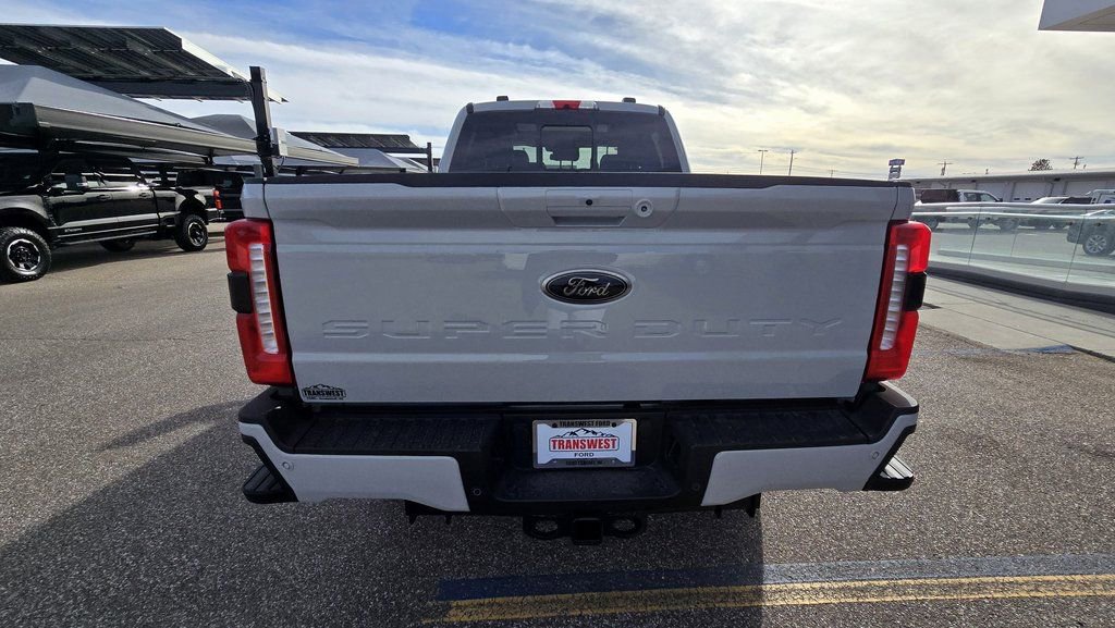 New 2026 Ford F250 Lariat w/ Black Appearance Package AWD/4WD image 8