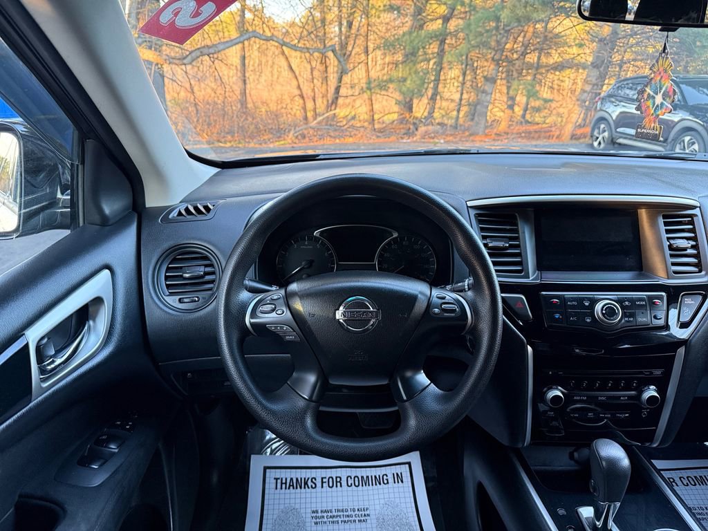 Used 2014 Nissan Pathfinder S AWD/4WD image 18