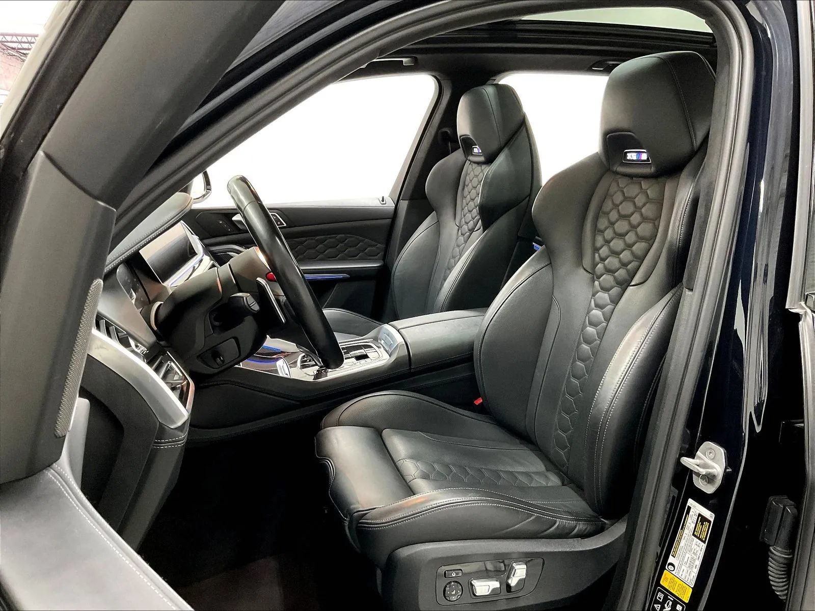 Used 2022 BMW X5 M w/ Competition Package 2 AWD/4WD image 13