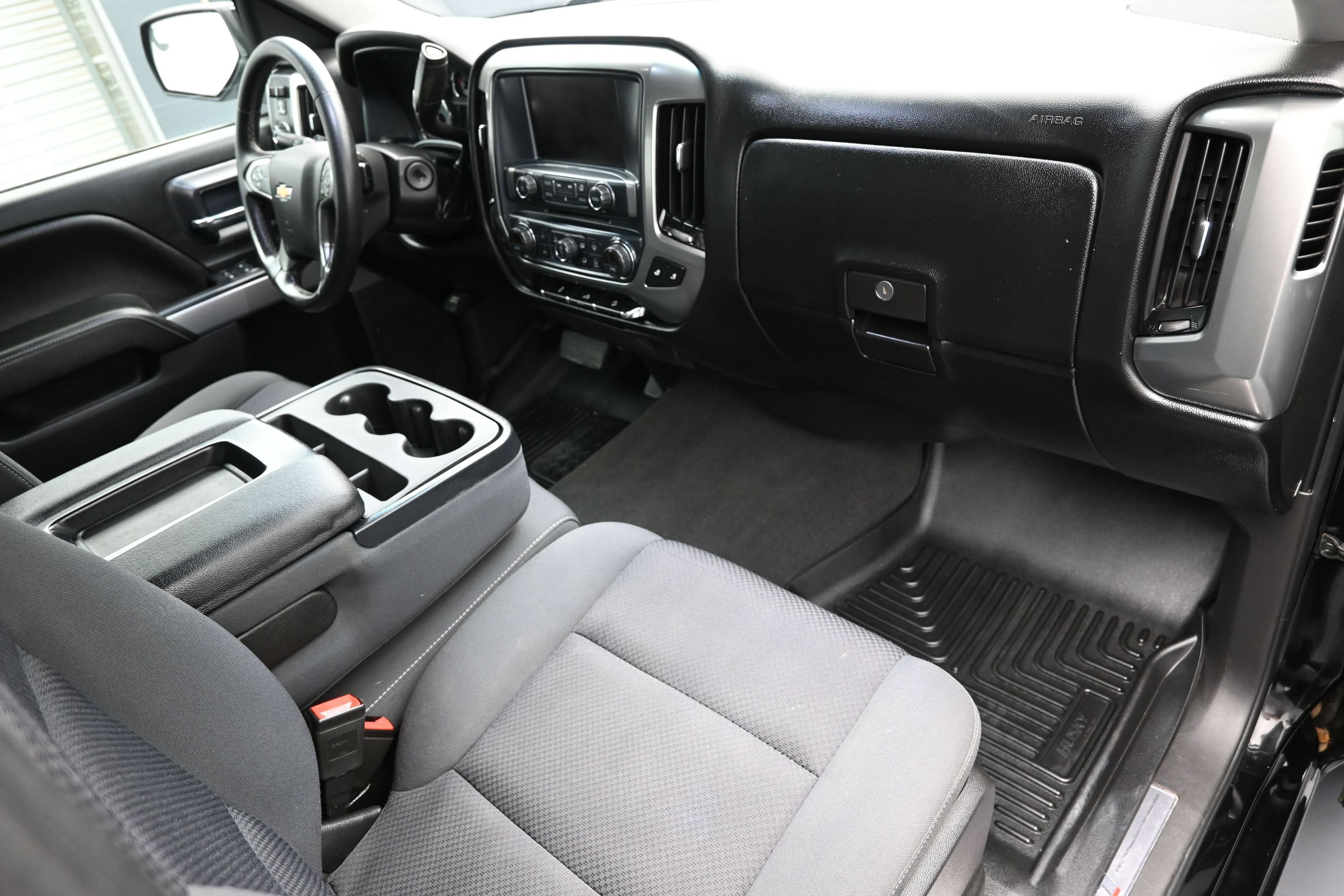 Used 2018 Chevrolet Silverado 1500 LT w/ All Star Edition AWD/4WD image 39