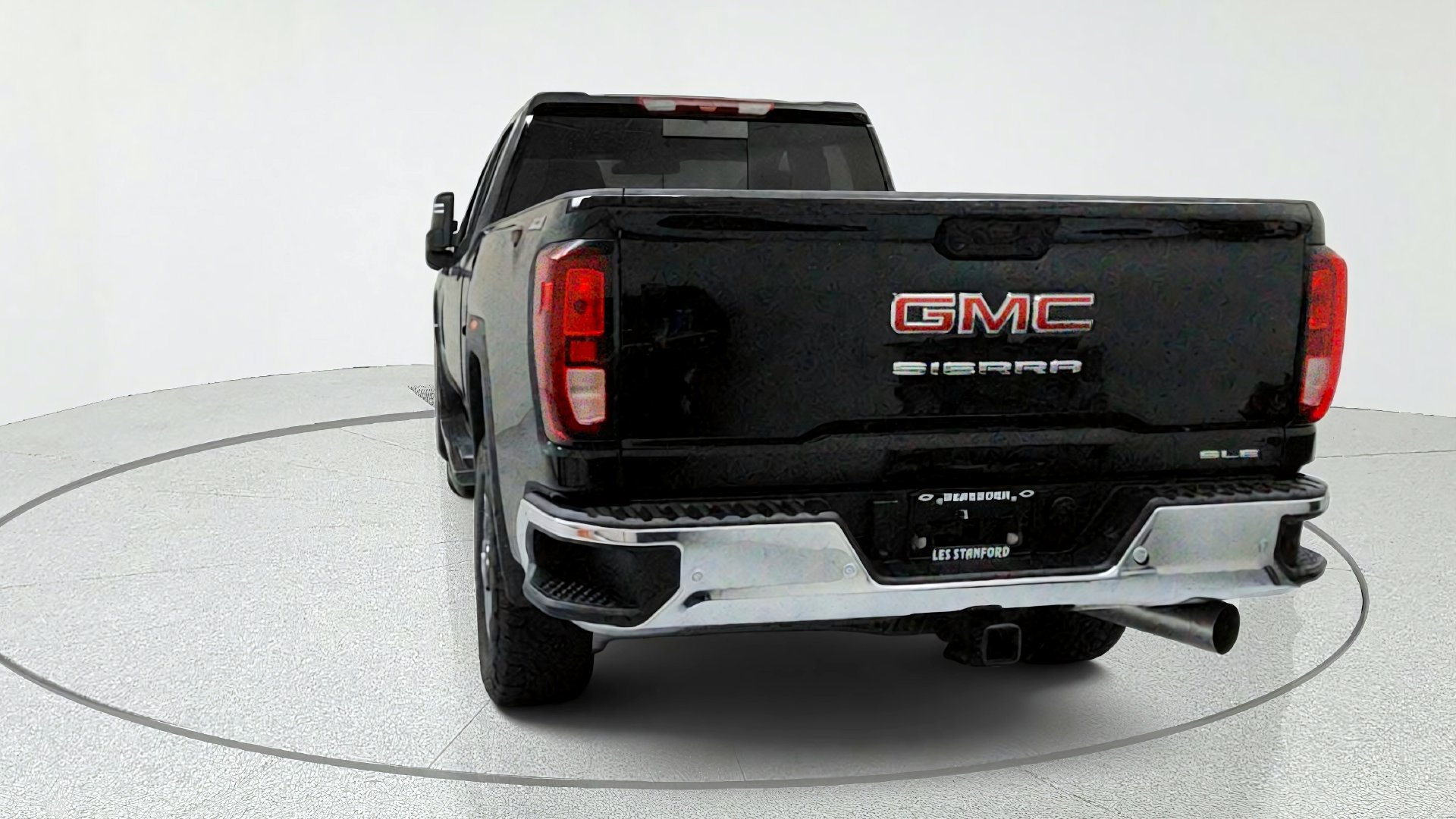 Used 2025 GMC Sierra 2500 SLE w/ SLE Value Package; AWD/4WD image 4
