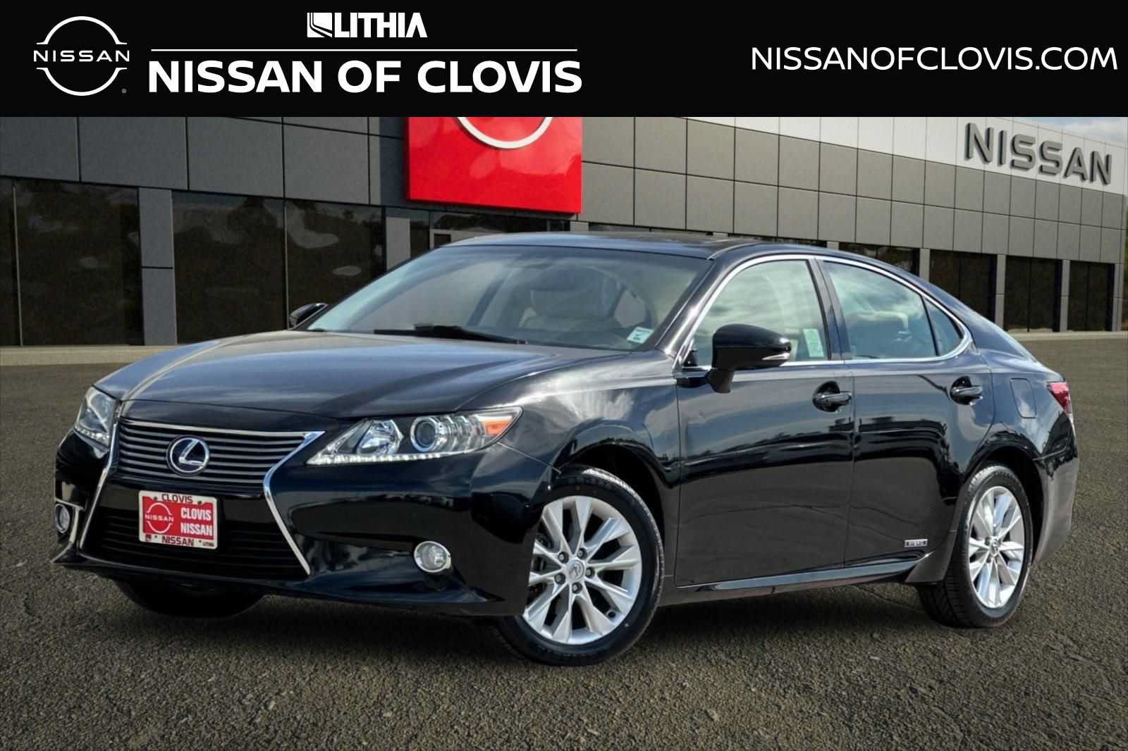 Used 2013 Lexus ES 300h w/ Premium Pkg