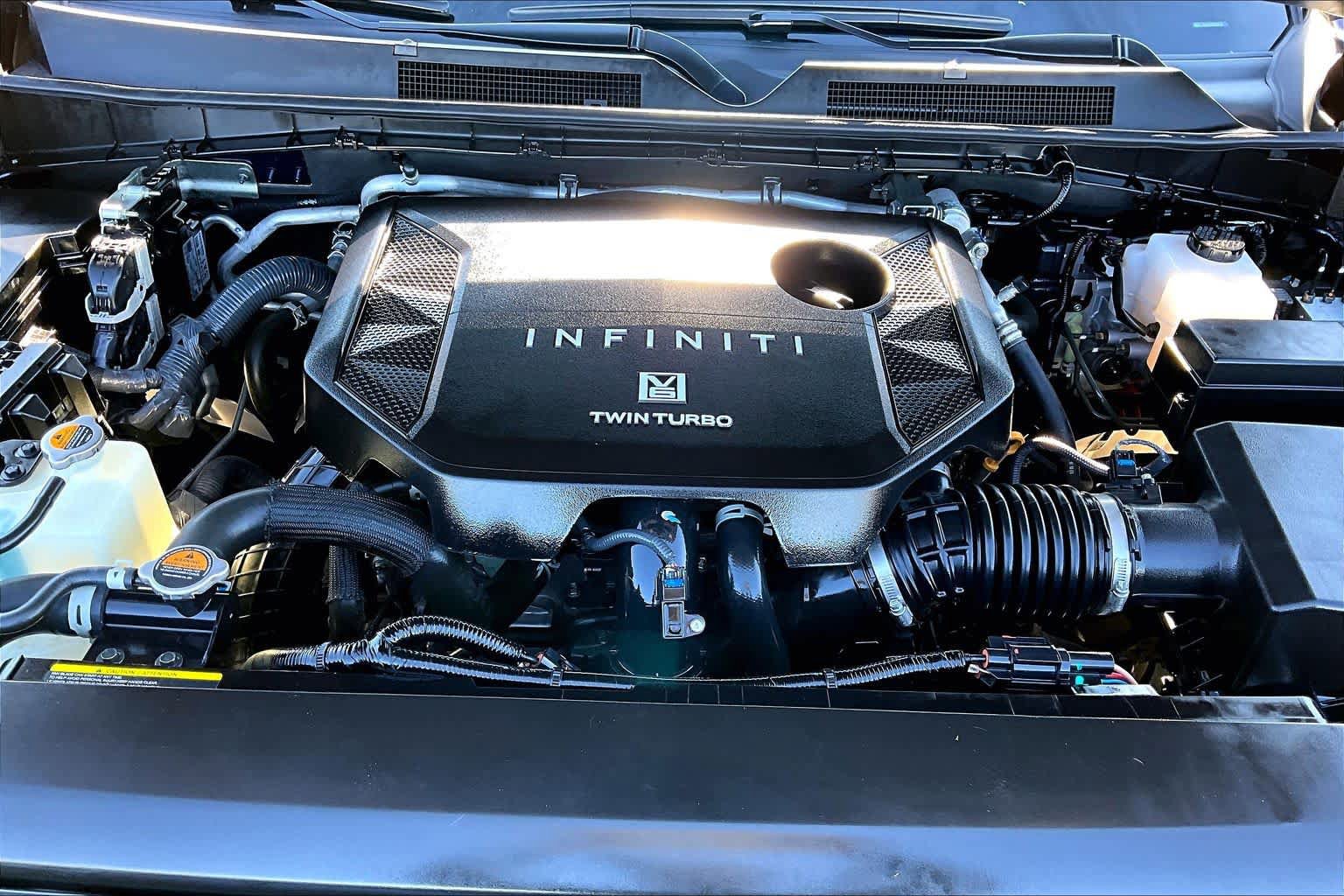Used 2025 INFINITI QX80 Luxe RWD image 31