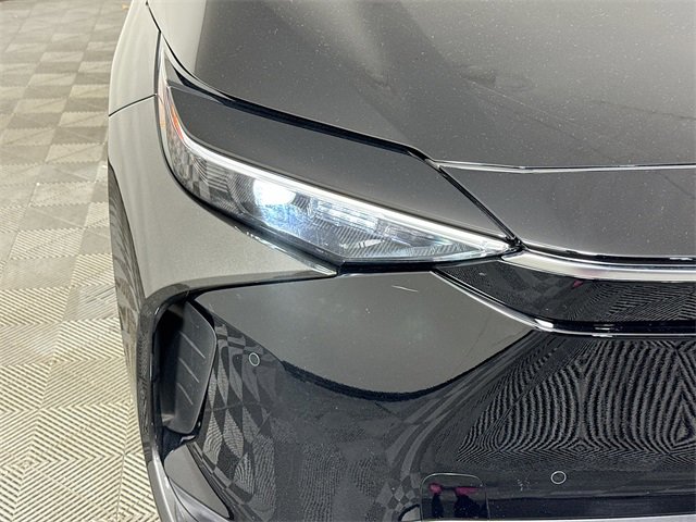Certified 2025 Toyota bZ4X AWD w/ Weather Package image 3