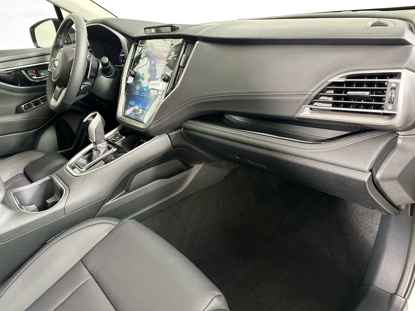 Certified 2025 Subaru Outback Limited w/ Popular Package #2 image 28