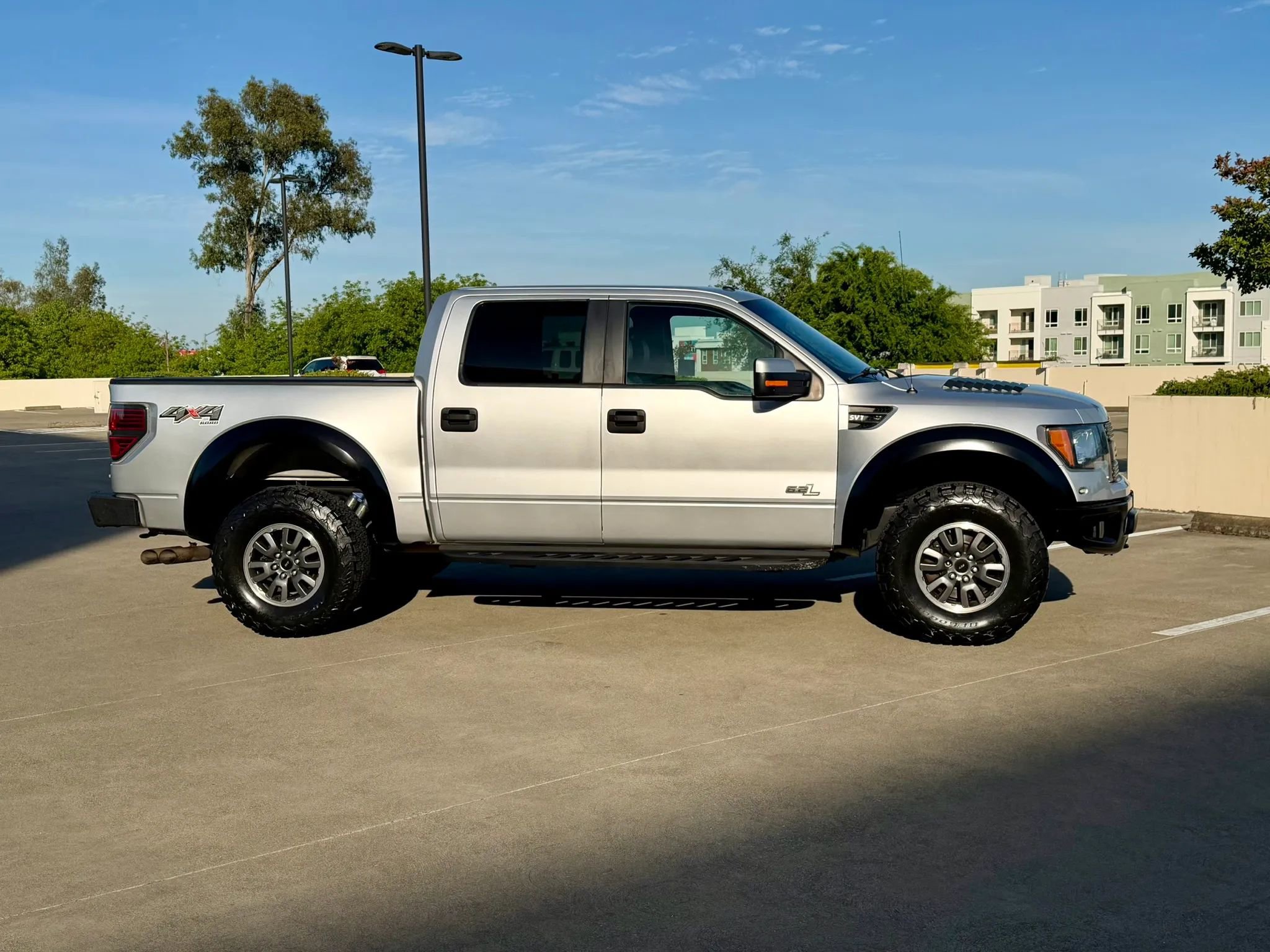 Used 2011 Ford F150 Raptor w/ Raptor Luxury Pkg AWD/4WD image 3