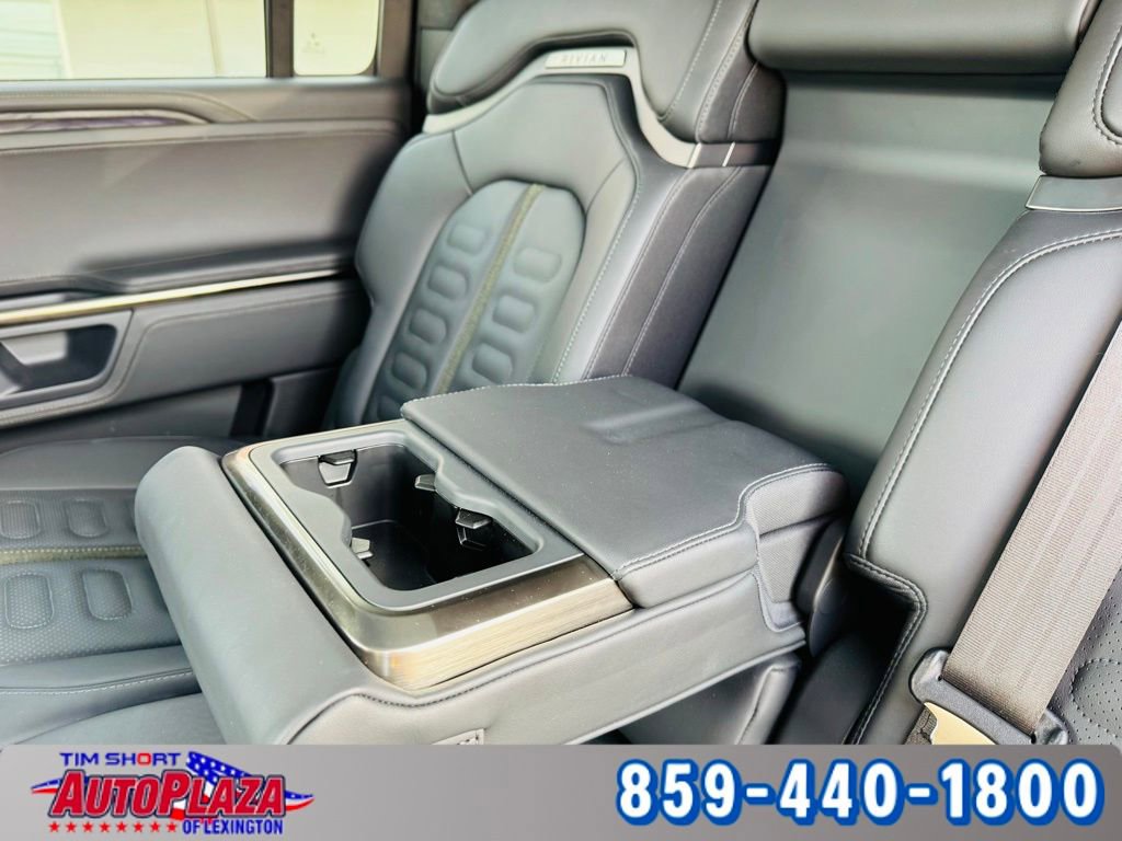 Used 2022 Rivian R1S Launch Edition image 43