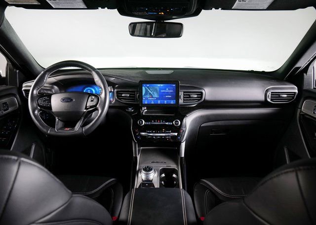 Used 2022 Ford Explorer ST w/ Equipment Group 401A image 9