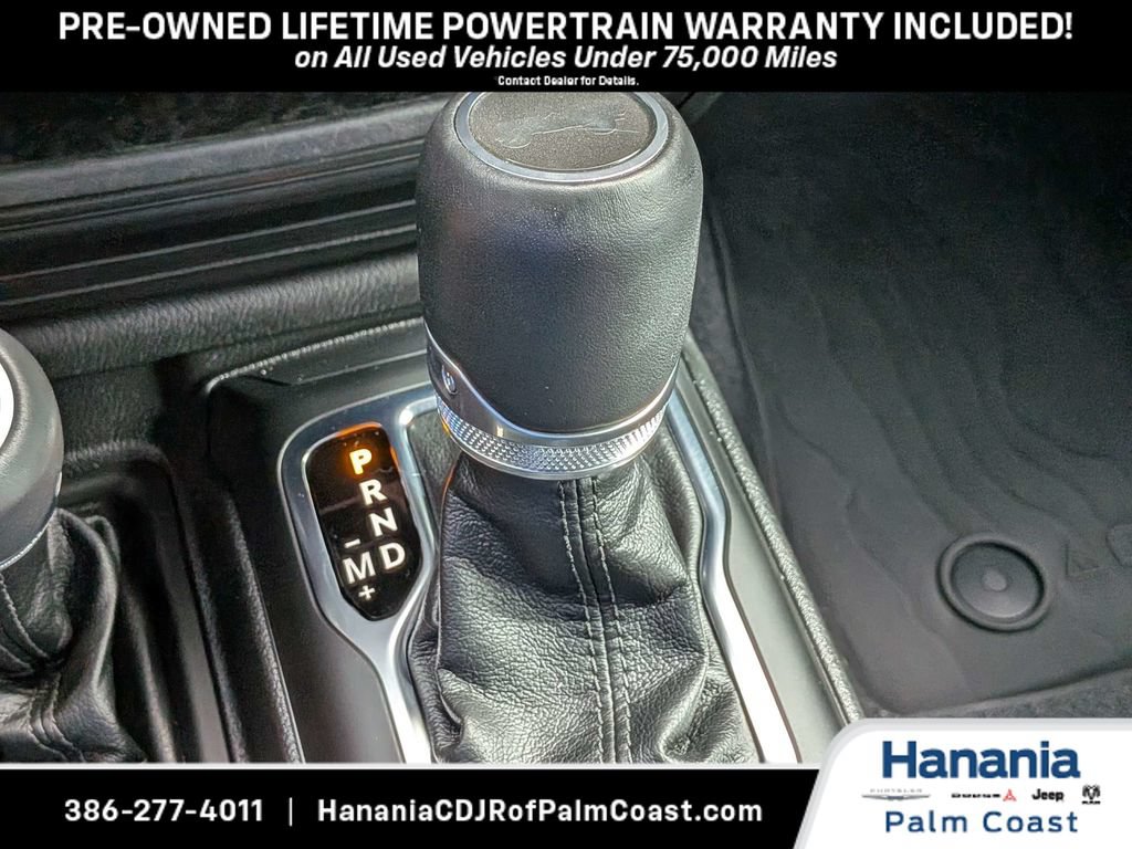 Used 2023 Jeep Wrangler Unlimited Sahara AWD/4WD image 22