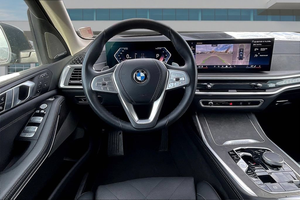 Used 2025 BMW X7 xDrive40i AWD/4WD image 8