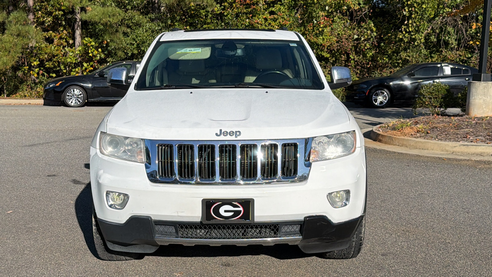 Used 2013 Jeep Grand Cherokee Limited AWD/4WD image 3