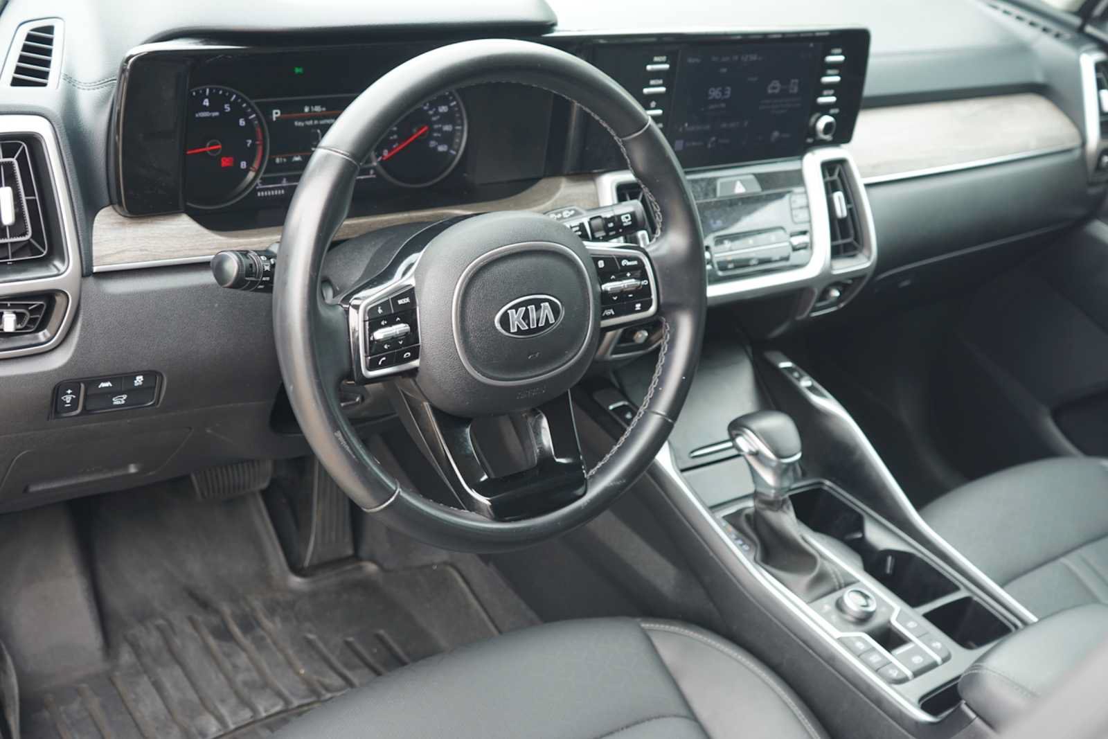 Used 2021 Kia Sorento EX AWD/4WD image 8