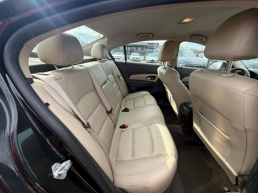 Used 2015 Chevrolet Cruze LT image 20