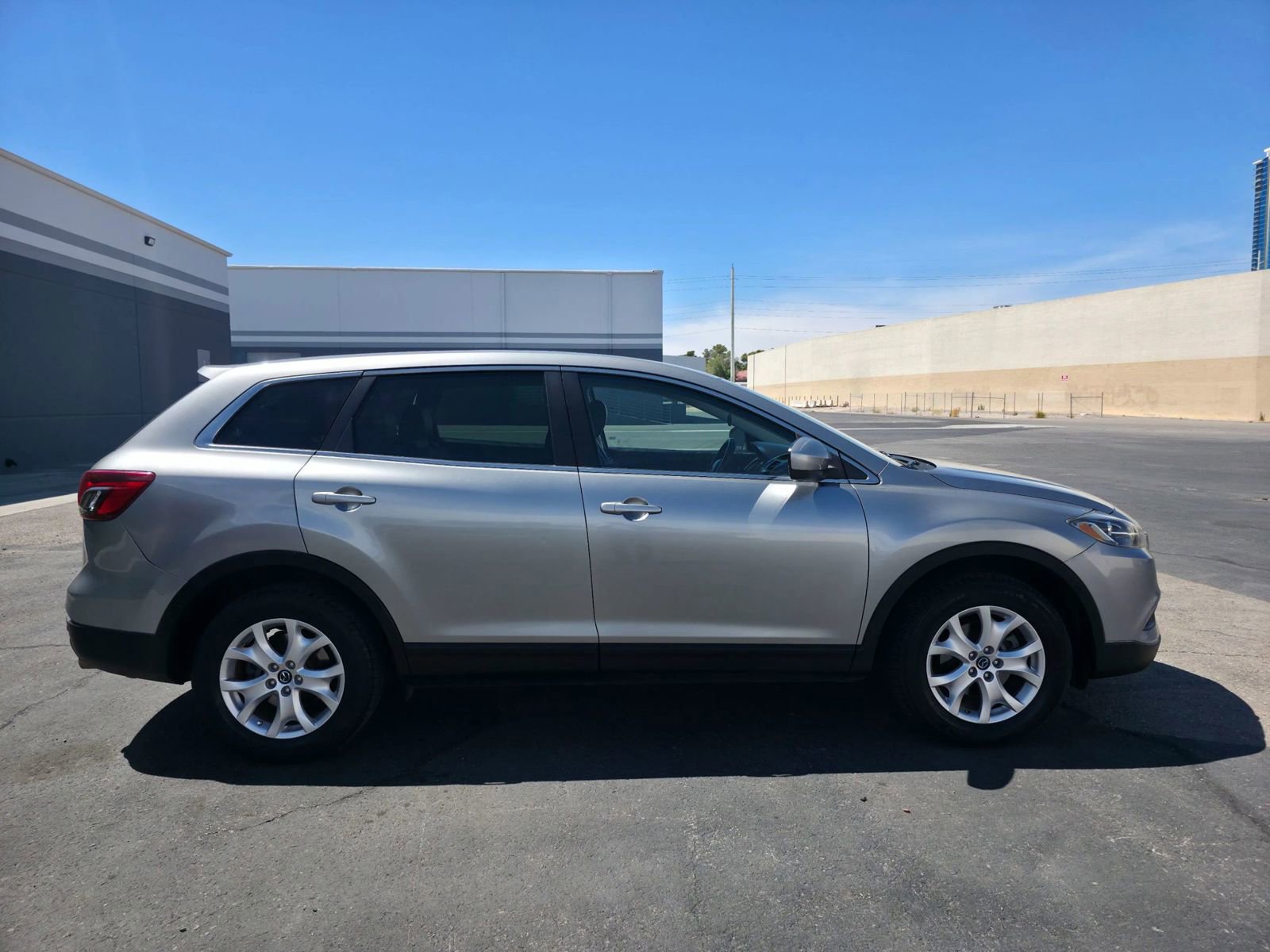 Used 2013 MAZDA CX-9 Touring FWD image 4