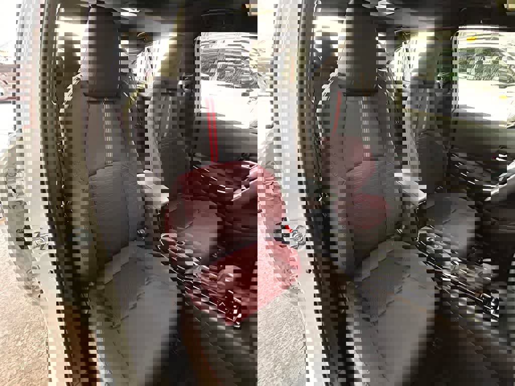 Used 2024 Toyota Corolla SE w/ SE Premium Package FWD image 15