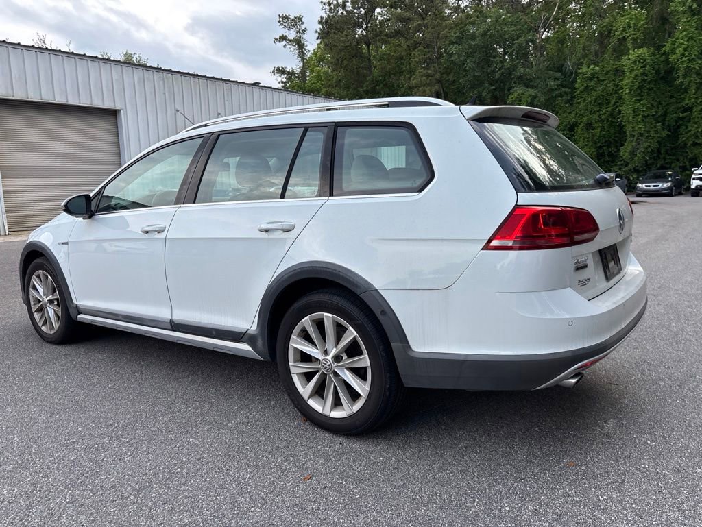 Used 2017 Volkswagen Golf Alltrack SE AWD/4WD image 23
