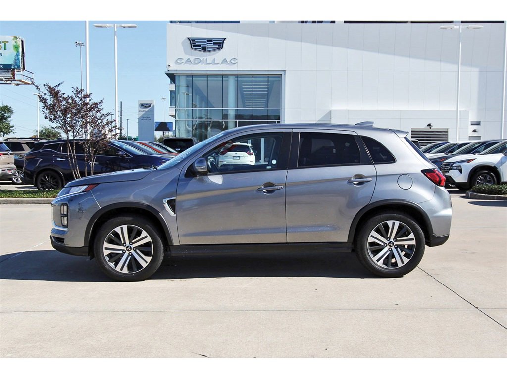 Used 2021 Mitsubishi Outlander Sport SE image 3