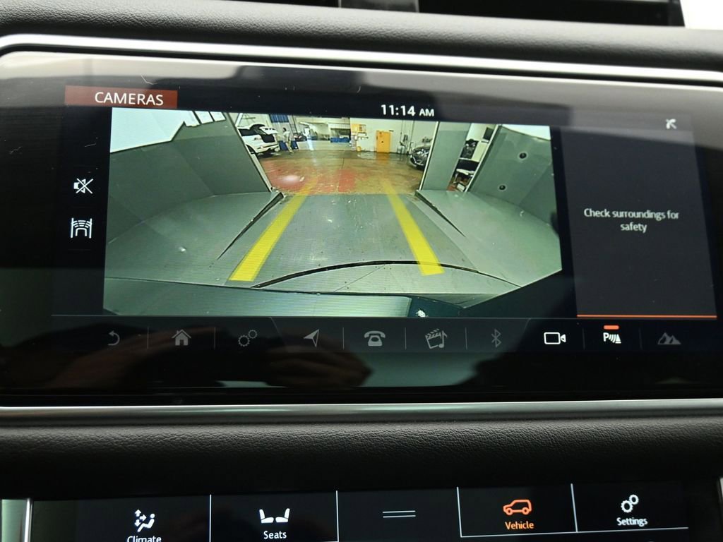 Used 2020 Land Rover Range Rover Sport HSE image 17