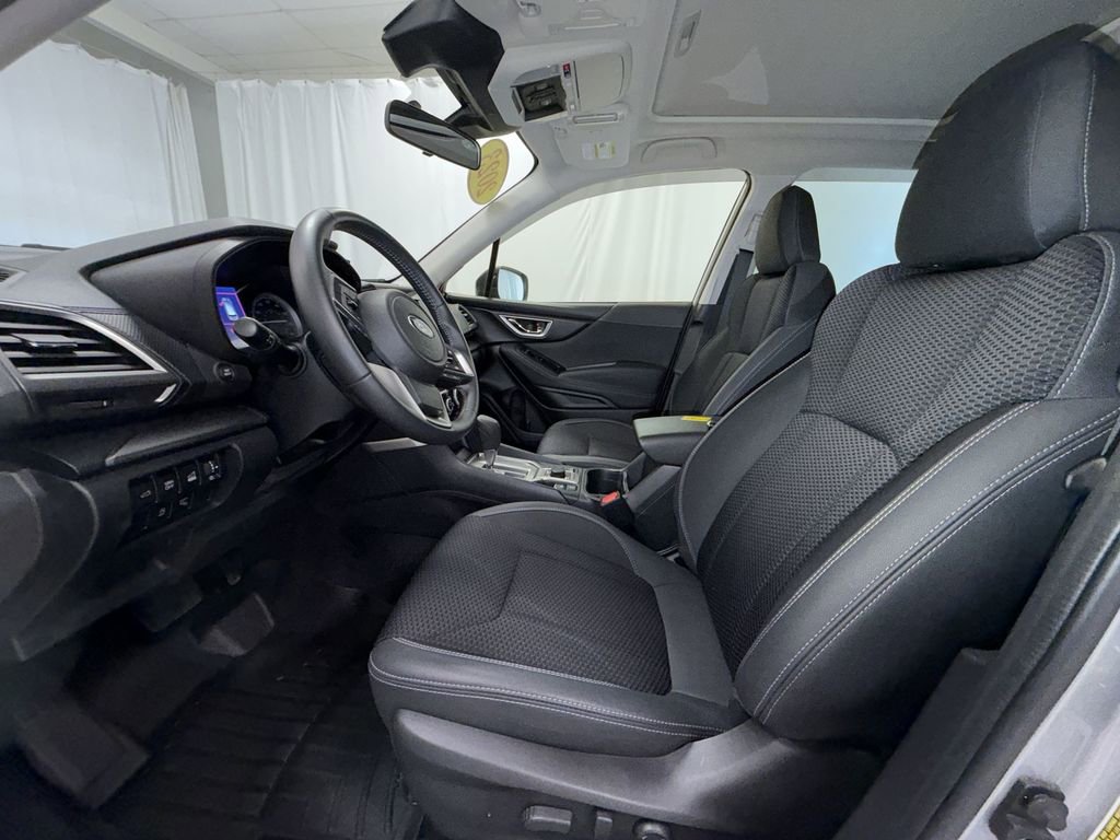 Used 2023 Subaru Forester Premium AWD/4WD image 11