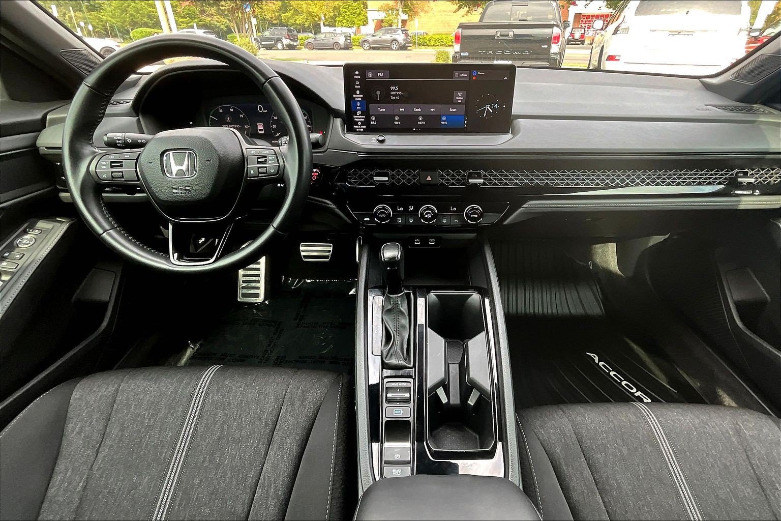 Used 2023 Honda Accord Sport image 15