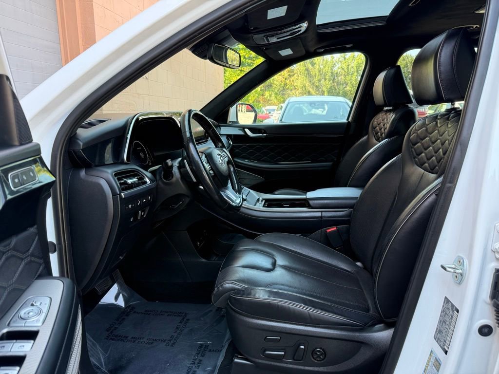 Used 2021 Hyundai Palisade Calligraphy image 11