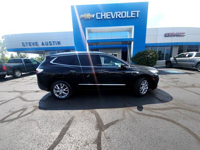 Used 2023 Buick Enclave Essence w/ Experience Buick Package image 4