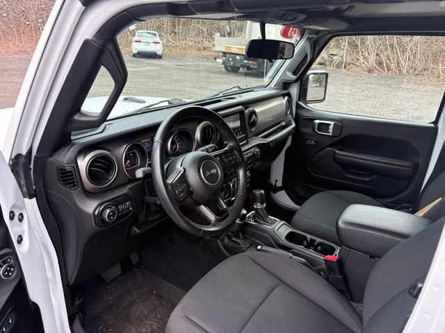 Used 2020 Jeep Gladiator Sport w/ Quick Order Package 24S image 3