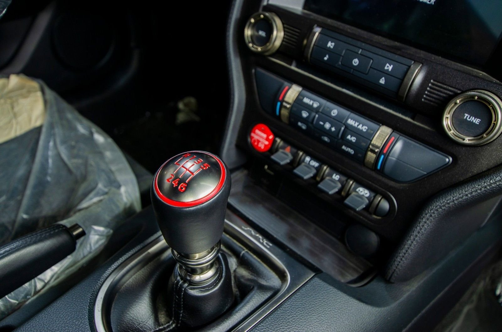 Used 2016 Ford Mustang Shelby GT350R w/ GT350R Equipment Group 920A image 35