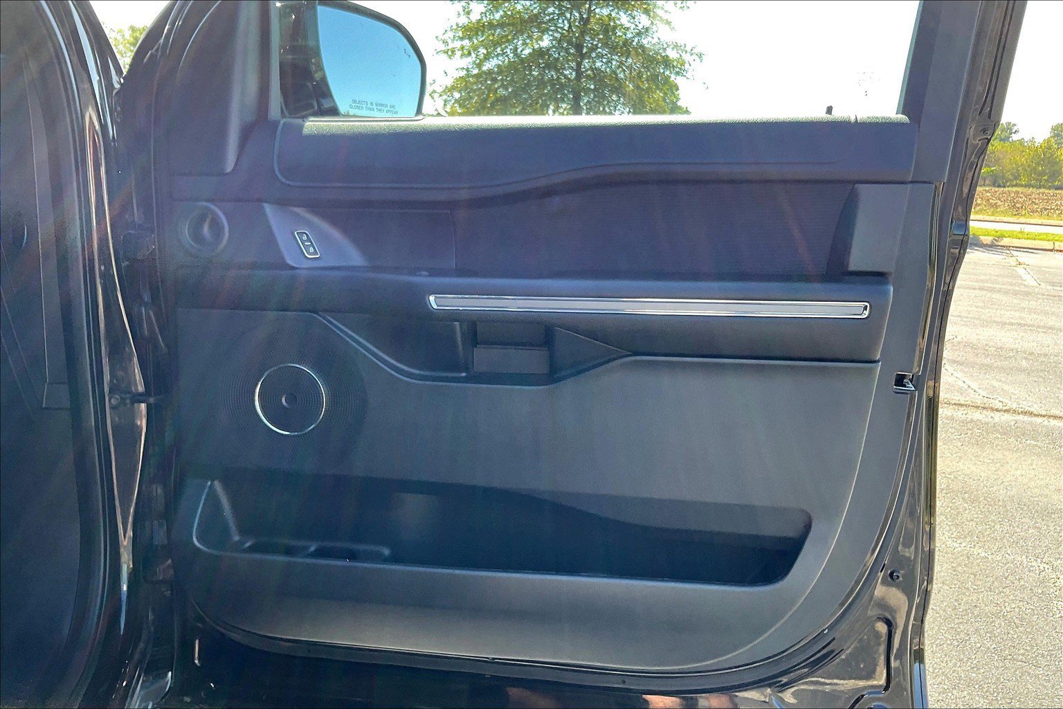 Used 2021 Ford Expedition XLT image 22