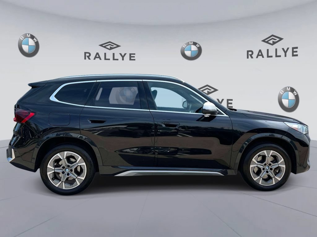 Used 2023 BMW X1 xDrive28i w/ Premium Package AWD/4WD image 4