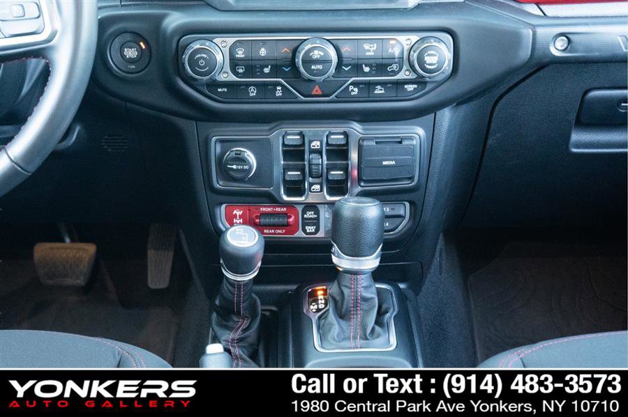 Used 2023 Jeep Wrangler Unlimited Rubicon w/ Safety Group AWD/4WD image 58